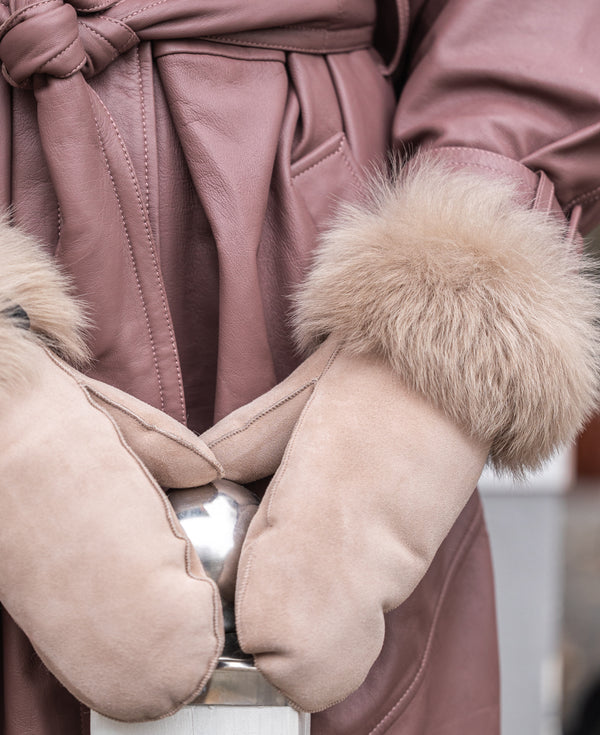 Cala Jade beige leather mittens