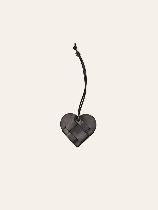 Misu leather heart charm black