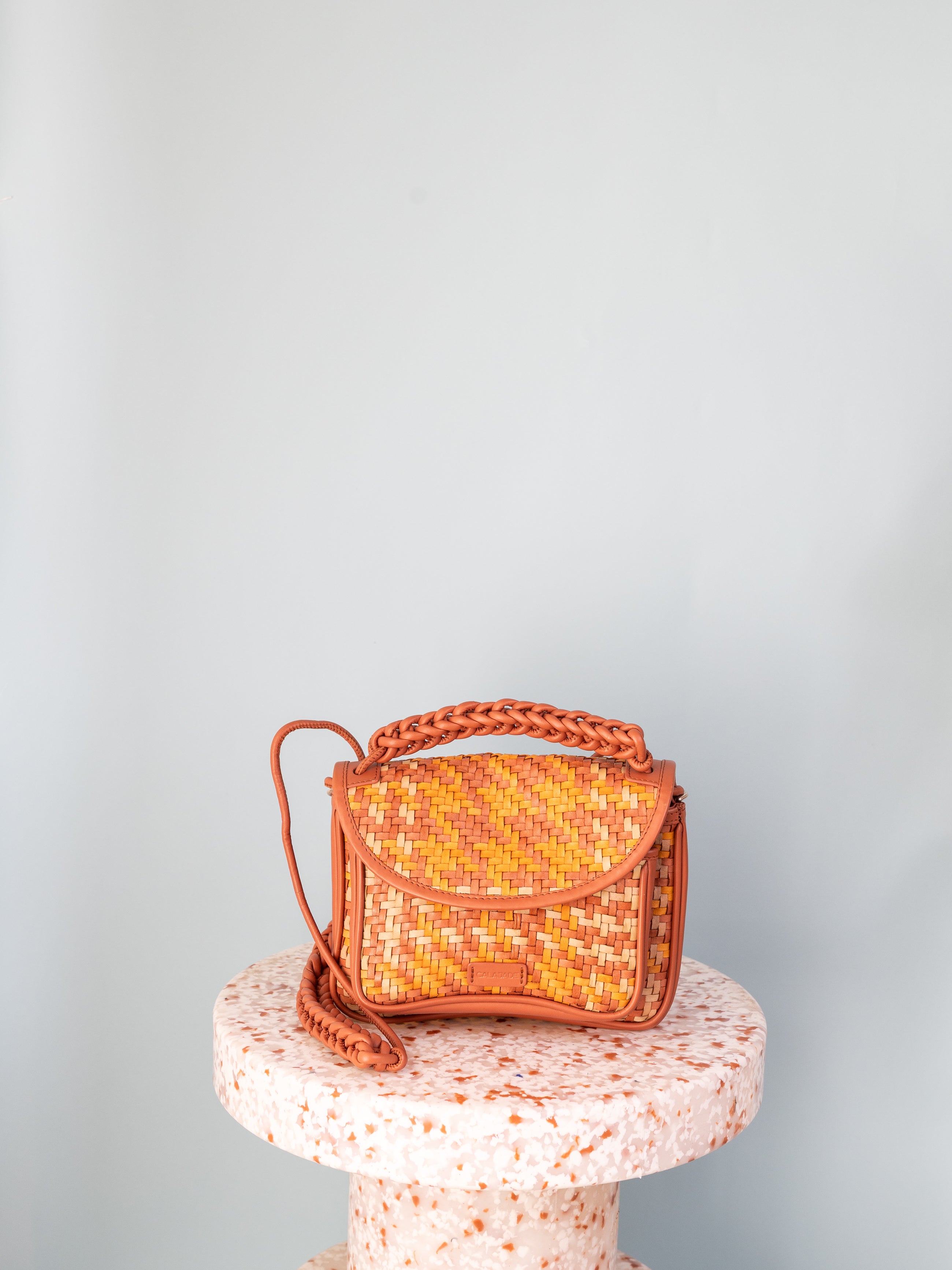 PRE LOVED | NIKO Lima
