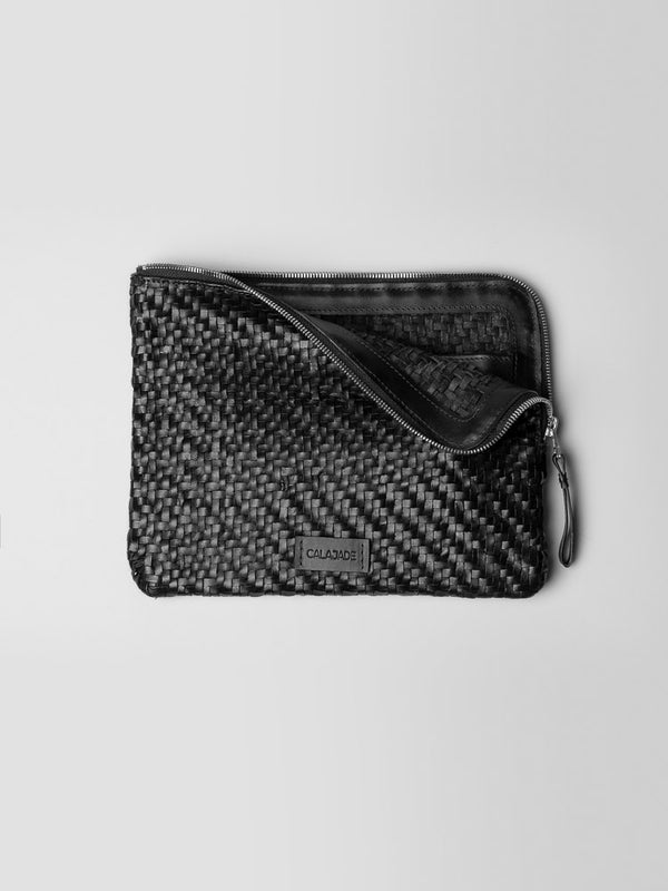 Cala Jade black leather pouch